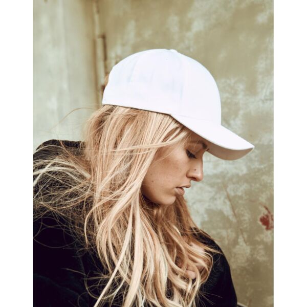 Curved Classic Snapback Cap Thumbnail