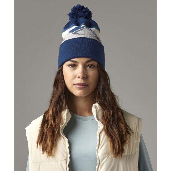 Mountain peaks pom pom beanie Thumbnail