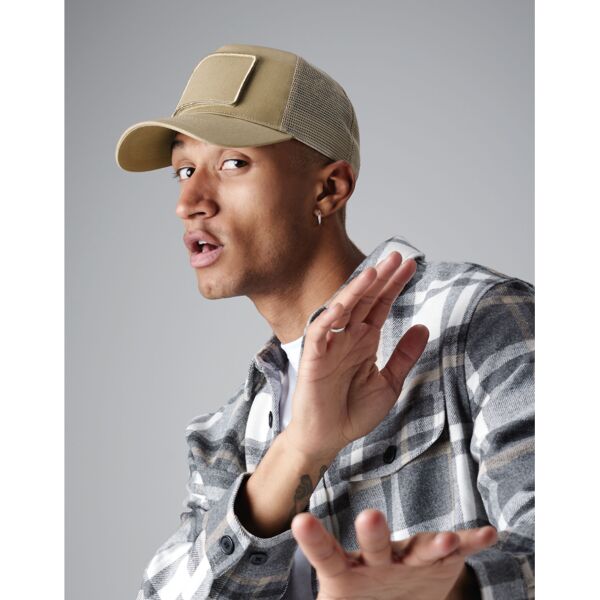 Patch Snapback Trucker Thumbnail